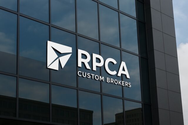 En Orange tuvimos la oportunidad de dar vida a una nueva identidad corporativa:
el logotipo y el manual de imagen de RPCA, una agencia aduanera que inicia su camino con una marca sólida, clara y profesional.

Cada línea, cada color y cada norma gráfica fueron creados desde cero para expresar lo que RPCA representa:
precisión, confianza y compromiso con sus clientes.

Hoy RPCA cuenta con una imagen diseñada para abrir puertas, generar credibilidad y comunicar su propósito desde el primer vistazo.

En Orange seguimos construyendo marcas que nacen fuertes.